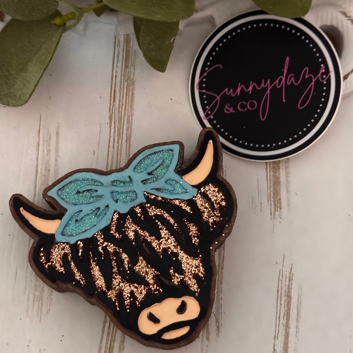 Highland Cow Head w/ Bow Car Vent Freshie