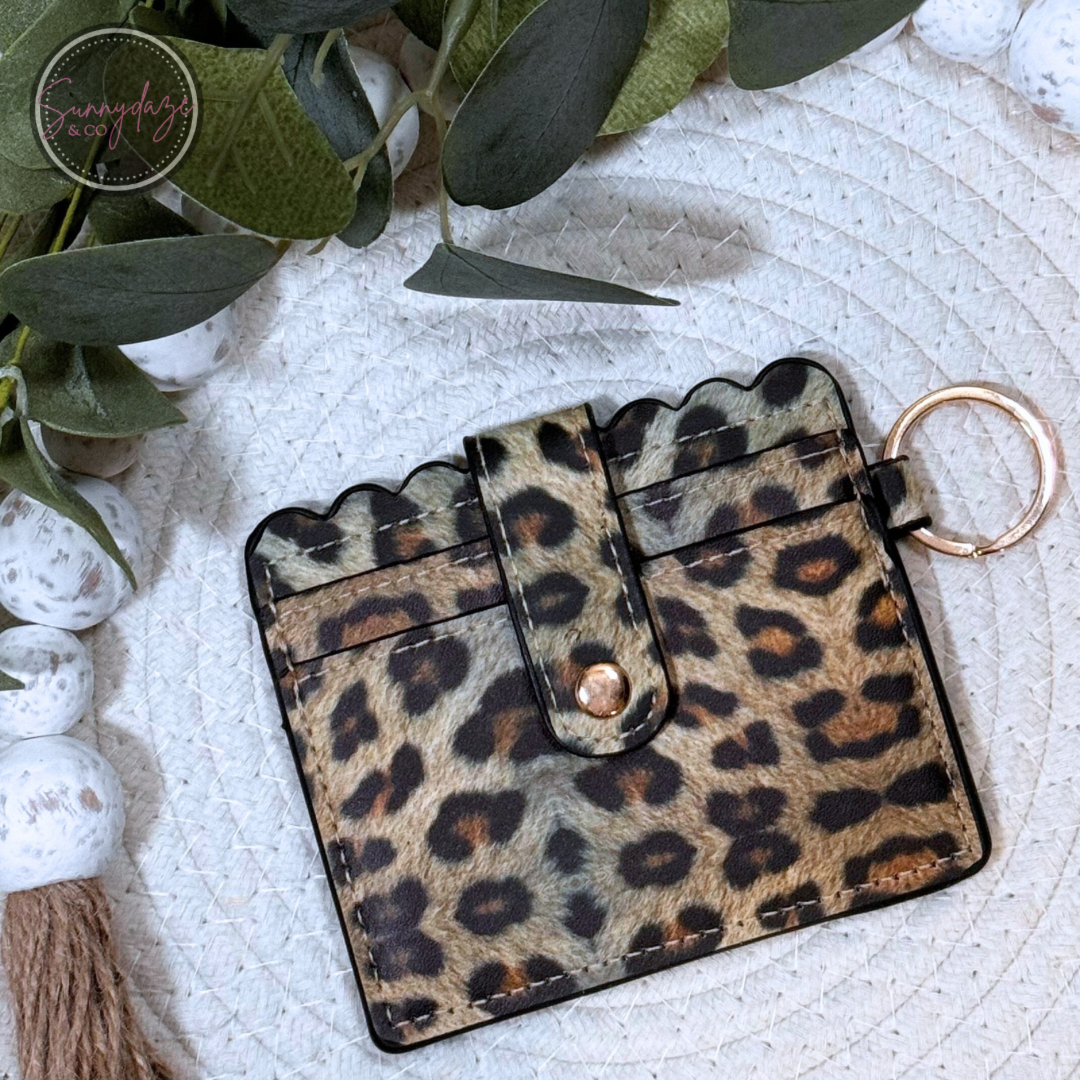 Leopard with a hint of green Wallet